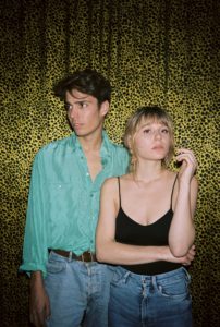 De la scène à la classe: rencontre avec le groupe BARON.E